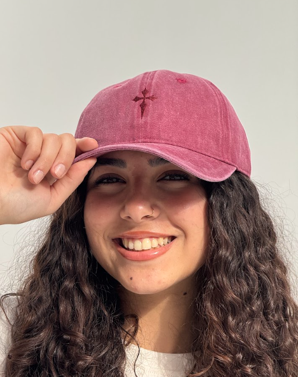 Washed burgundy cap